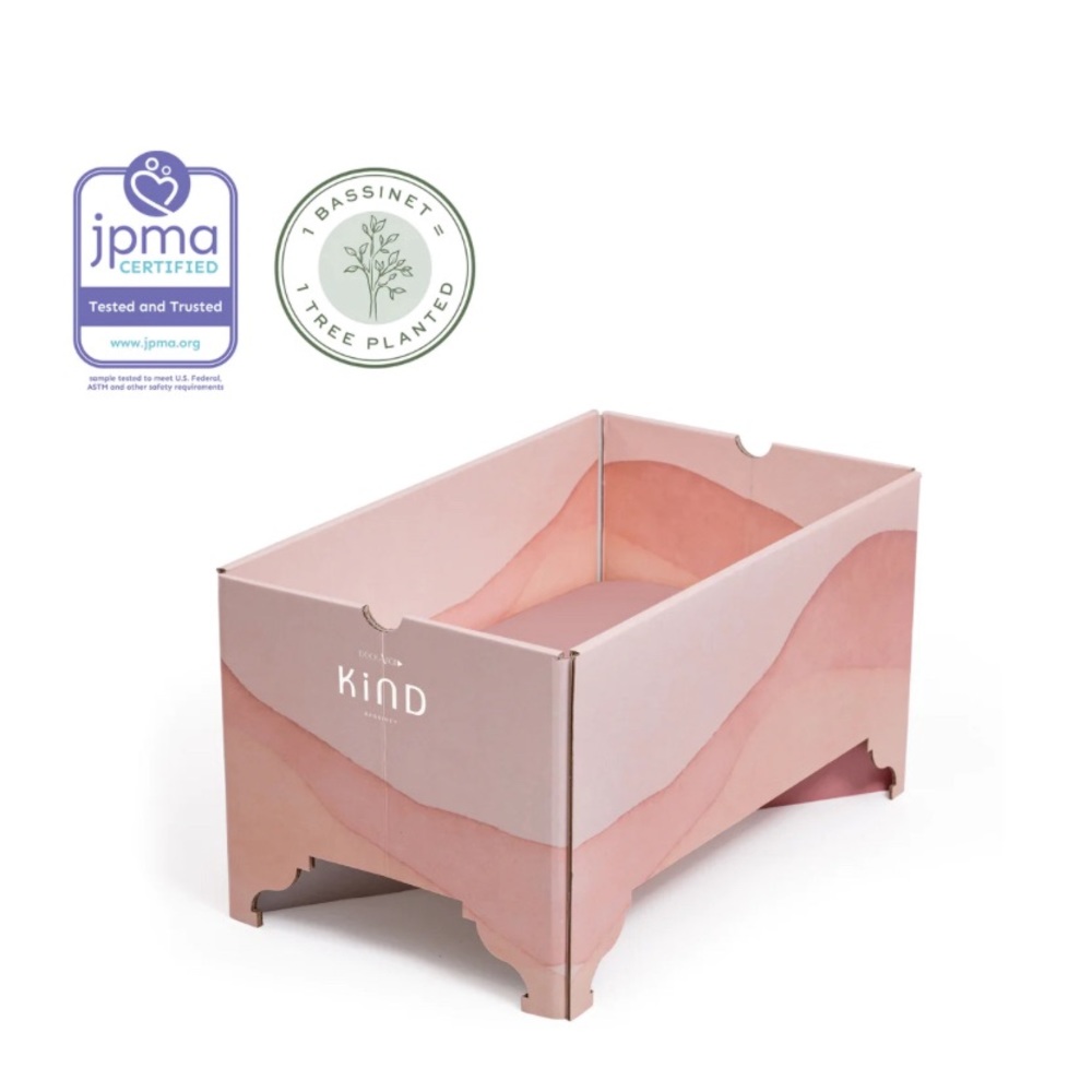 DockAdot Kind cardboard bassinet
